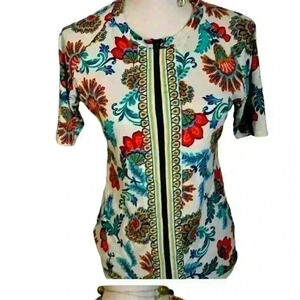 Tommy Bahamas ladies sun shirt. Size large. Very stretchy and comfortable.